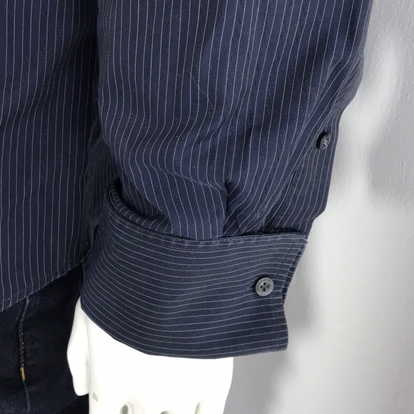 Men’s Banana Republic French Cuff Button Down. Make an offer! - Picture 3 of 4